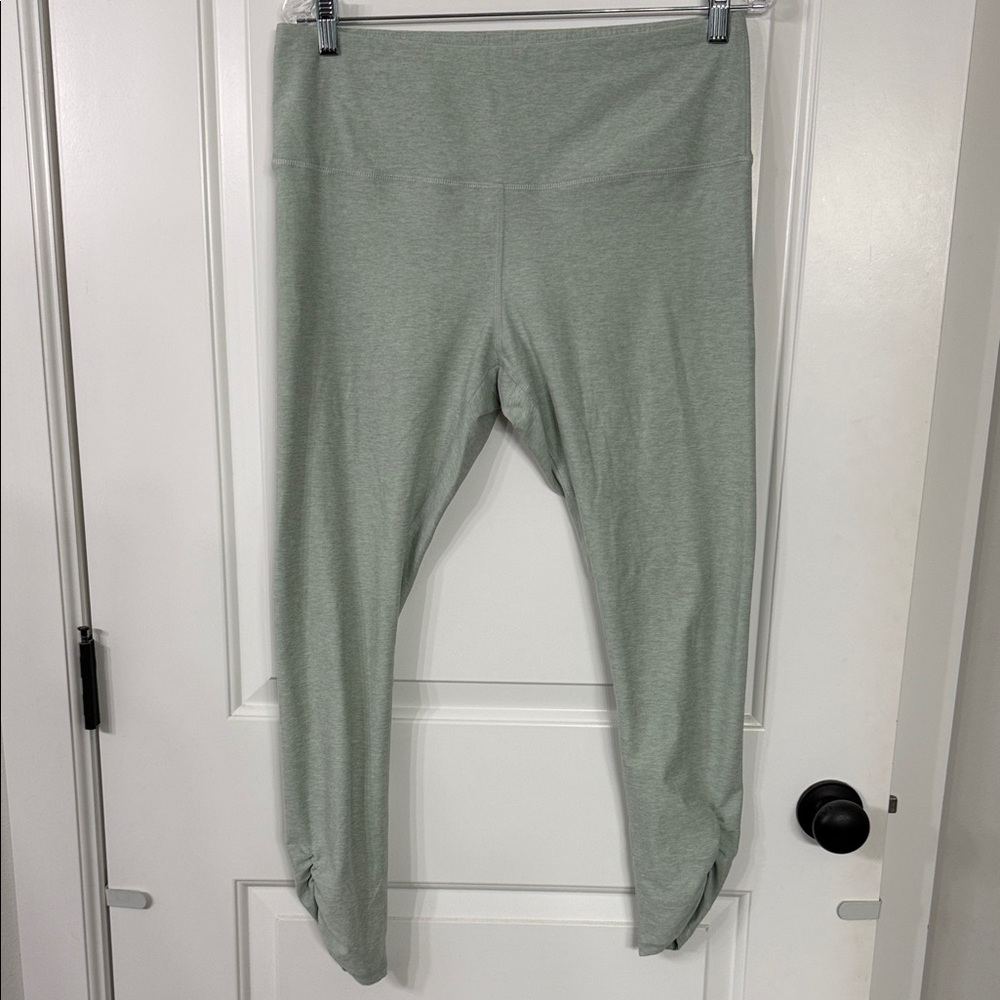 Women's Soft Green Leggings